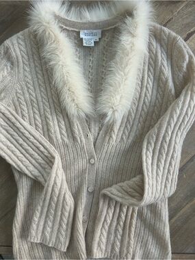 Barneys New York Ivory Cable-Knit Fur-Trim Cardigan